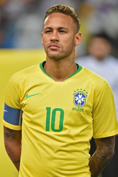 场景屡见不 场景屡见不